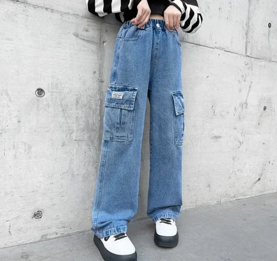 Wide Leg Cargo Jeans